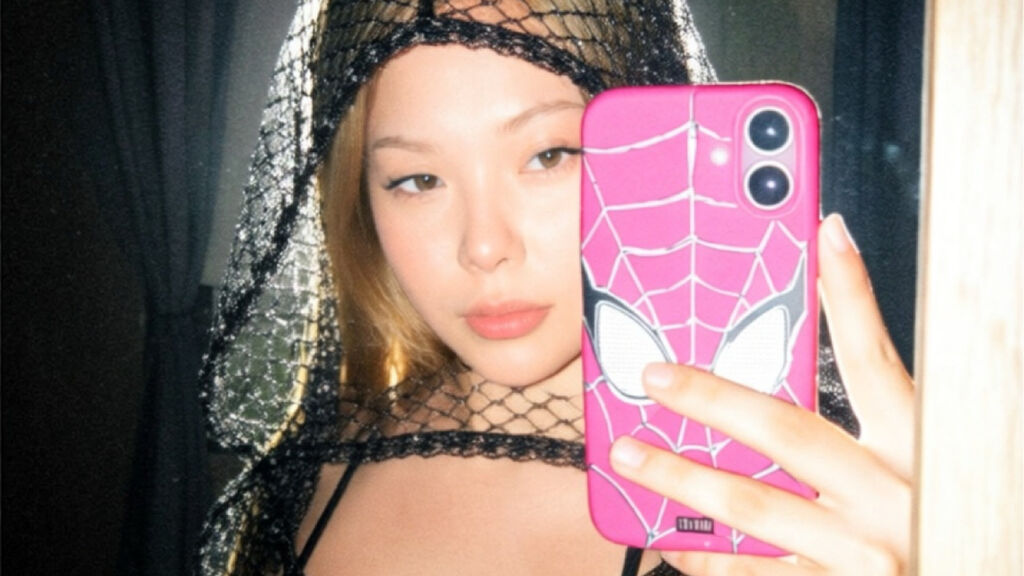 HolyAngelica